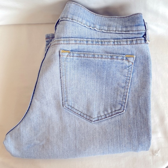 Gently Worn Old Navy Women The Diva Jeans Size 10 Long - Picture 4 of 11